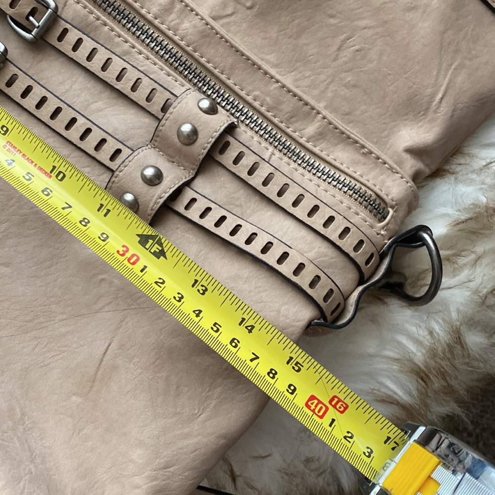 Treesje foldover satchel bag, very good condition, tan in color - Picture 7 of 9